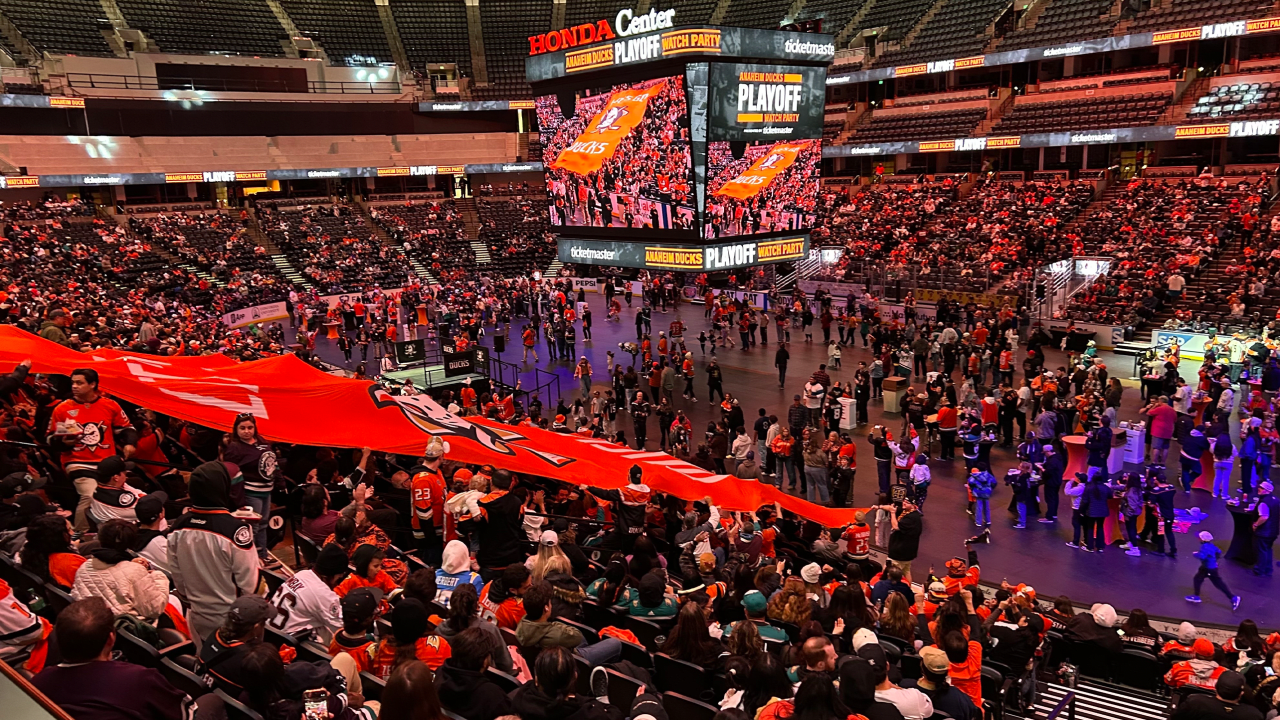 Ducks fans revel in ‘exciting’ Game 2 win at watch party