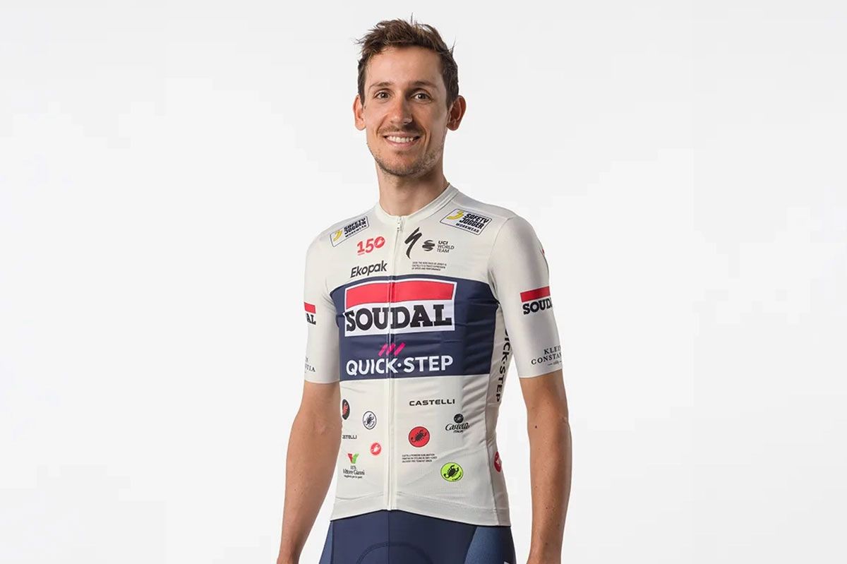 Soudal-QuickStep special edition Giro d'Italia 2026 Castelli kit
