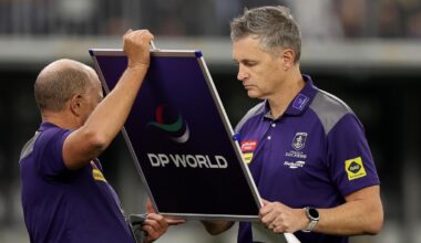 No disrespect with unique contract, says Fremantle Dockers coach Justin Longmuir