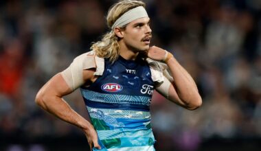 Swans rue move that 'didn't work', Scott praises young Cats