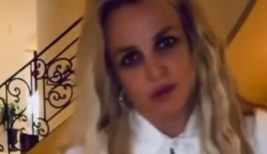 ‘Barking’: Britney Spears sparks concern after bizarre dinner out - Daily Telegraph Sydney