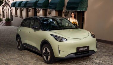 China's best seller gets refreshed, Geely EX2 with max 460km range launches on May 28