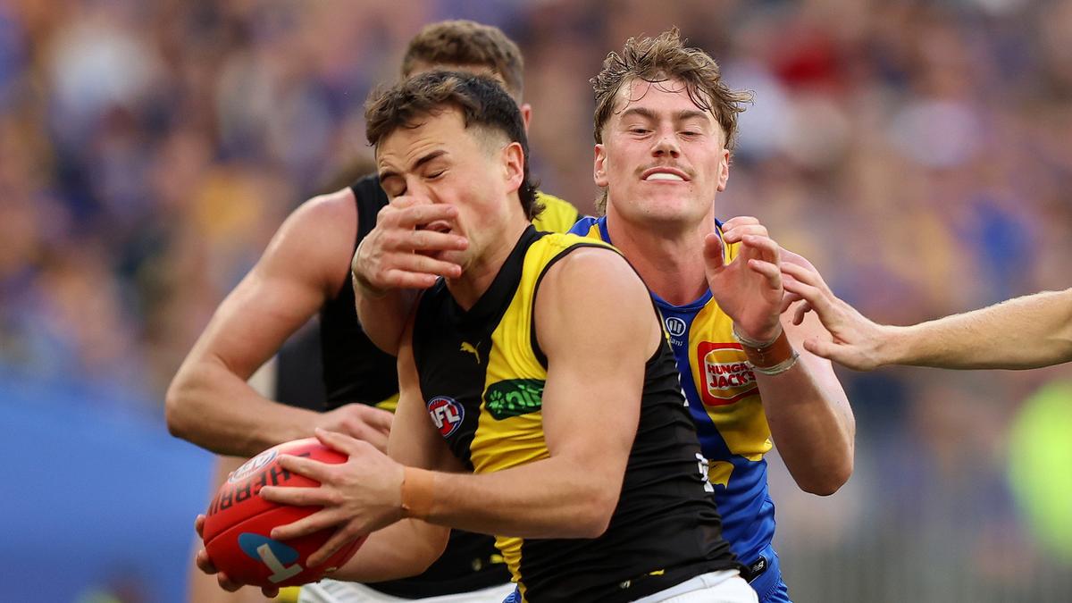 West Coast’s ill-discipline proving costly as Eagles rank second in the AFL for free kicks against