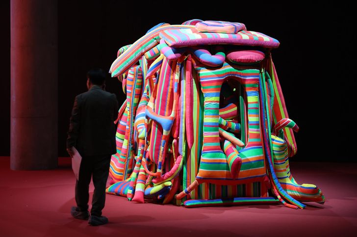 Marta Minujin's 'Revuelquese y viva' (1964) is on display at Leeum Museum of Art in Seoul, Wednesday. Yonhap