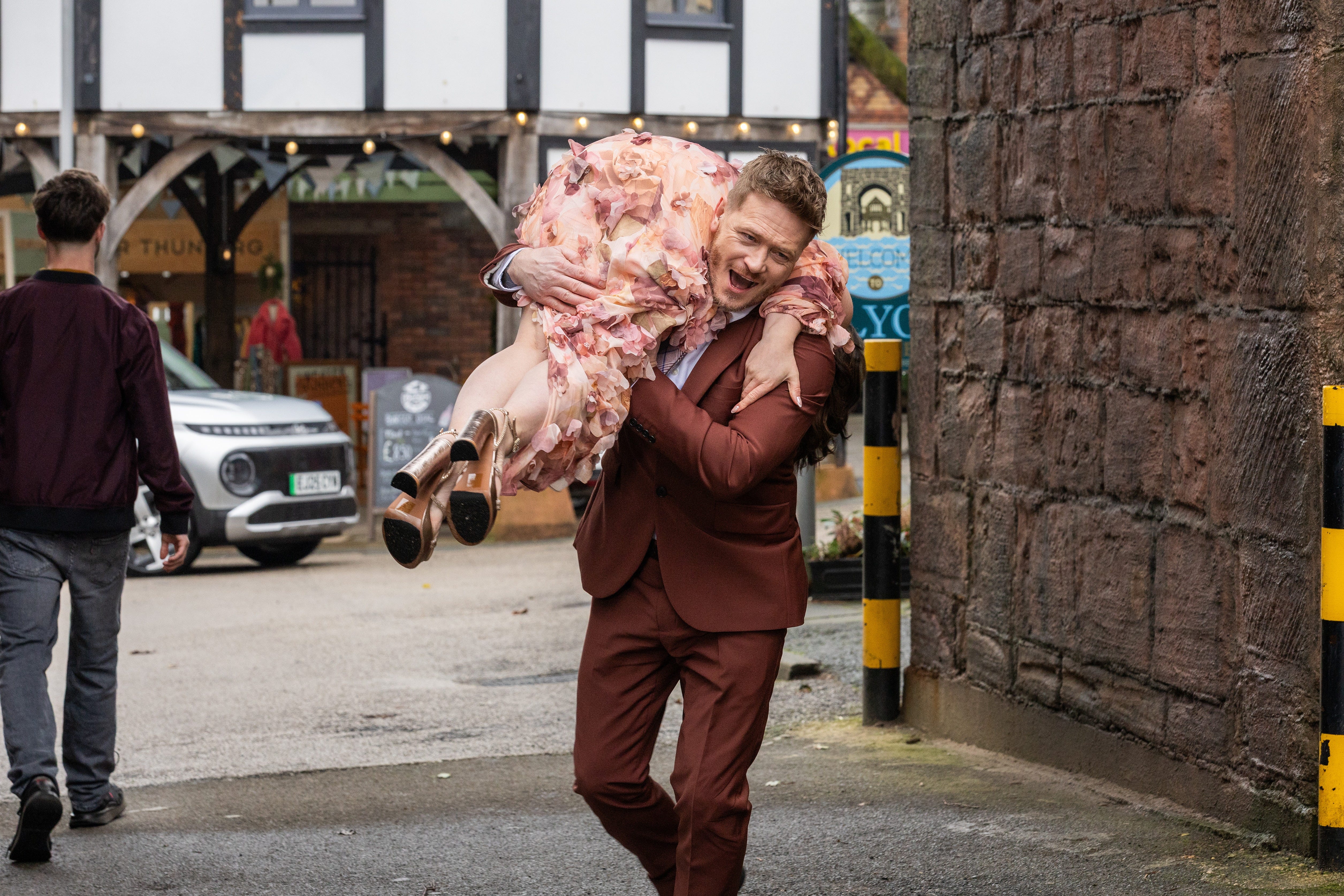beth and jonah keane in hollyoaks