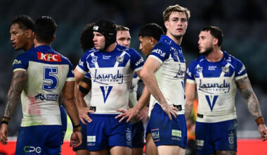 'Put the shovel down': Dogs plot route out of NRL hole