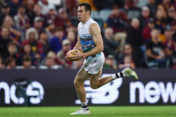 Jeremy Cameron kicked three goals for the Cats to take his season tally so far to 27. 