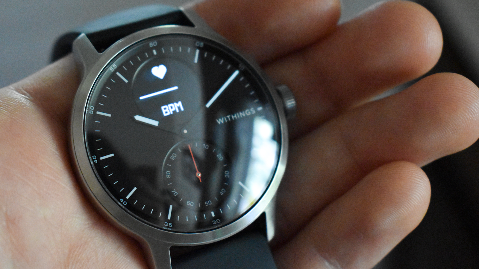 Hybrid smartwatches are the anti-smartwatch trend we need, but nobody's ever done them right