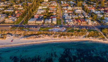 Major shake-up as council mulls Cottesloe Village paid parking with public opinion split