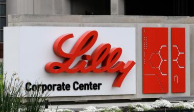 Caitlin Clark Foundation, Eli Lilly teaming up to bring 3 new basketball courts to Indianapolis