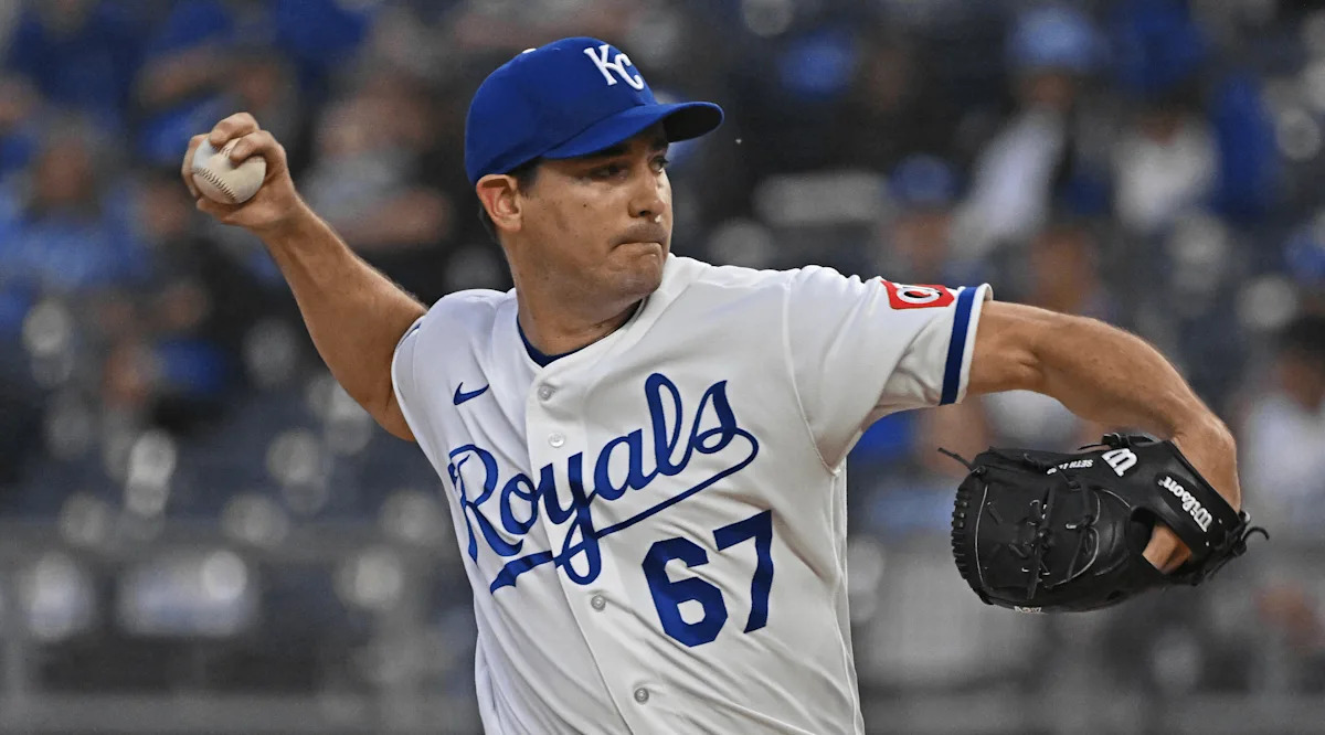 Guardians vs Royals Prediction, Picks & Odds for Today's MLB Game