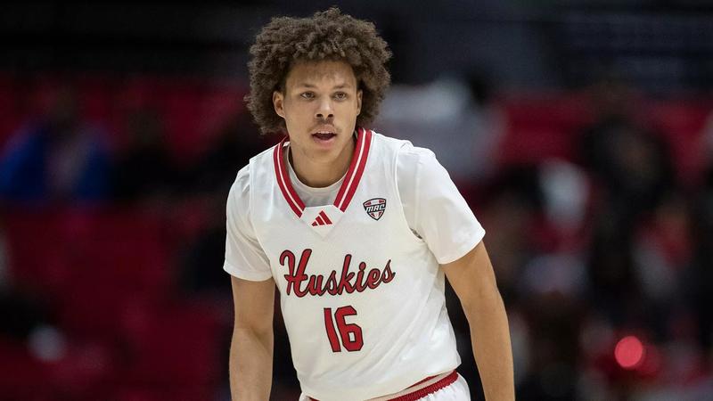 Men's Basketball Signs Transfers Isaiah Stewart and Leyton McGovern
