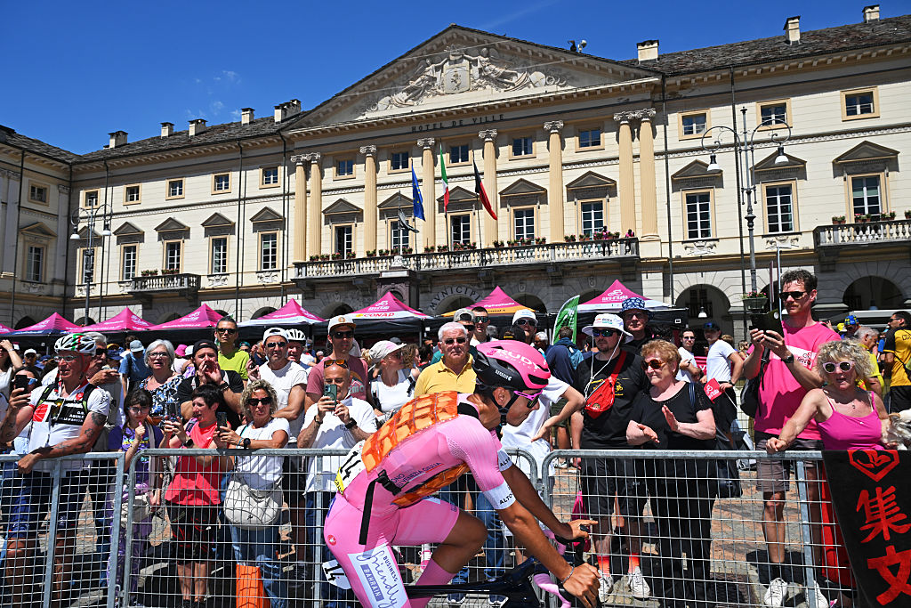 AOSTA, ITALY - MAY 23: Afonso Eulalio of Portugal and Team Bahrain - Victorious - Pink Leader Jersey prior to the 109th Giro d&amp;apos;Italia 2026, Stage 14 a 133km stage from Aosta to Pila -Gressan 1789m / #UCIWT / on May 23, 2026 in Aosta, Italy. (Photo by Tim de Waele/Getty Images)