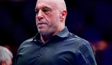 Rogan stressed out over UFC White House: ‘How are you gonna stop the bugs?’