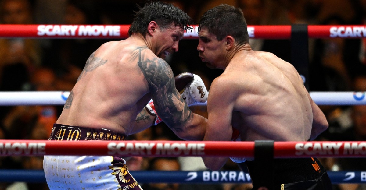 Highlights! Usyk Survives Rico, Bad Stoppage Tarnishes Win