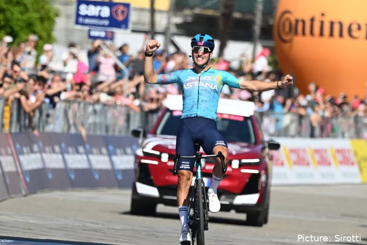 Alberto Bettiol wins stage 13 of the 2026 Giro d'Italia