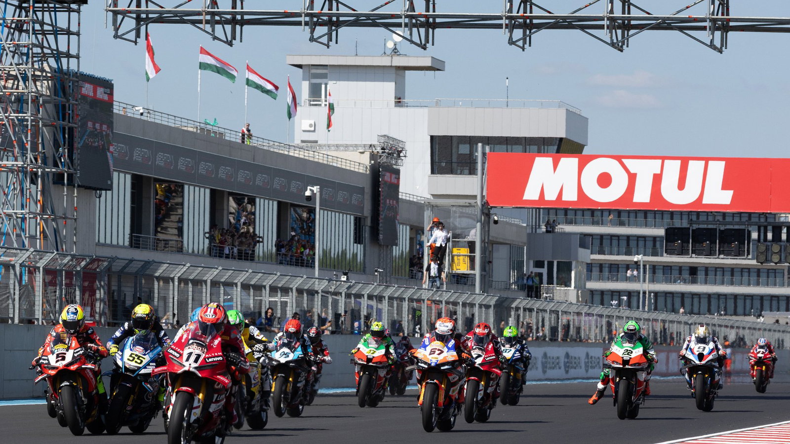 WorldSBK race start, Hungary, 2026. Credit: Gold and Goose