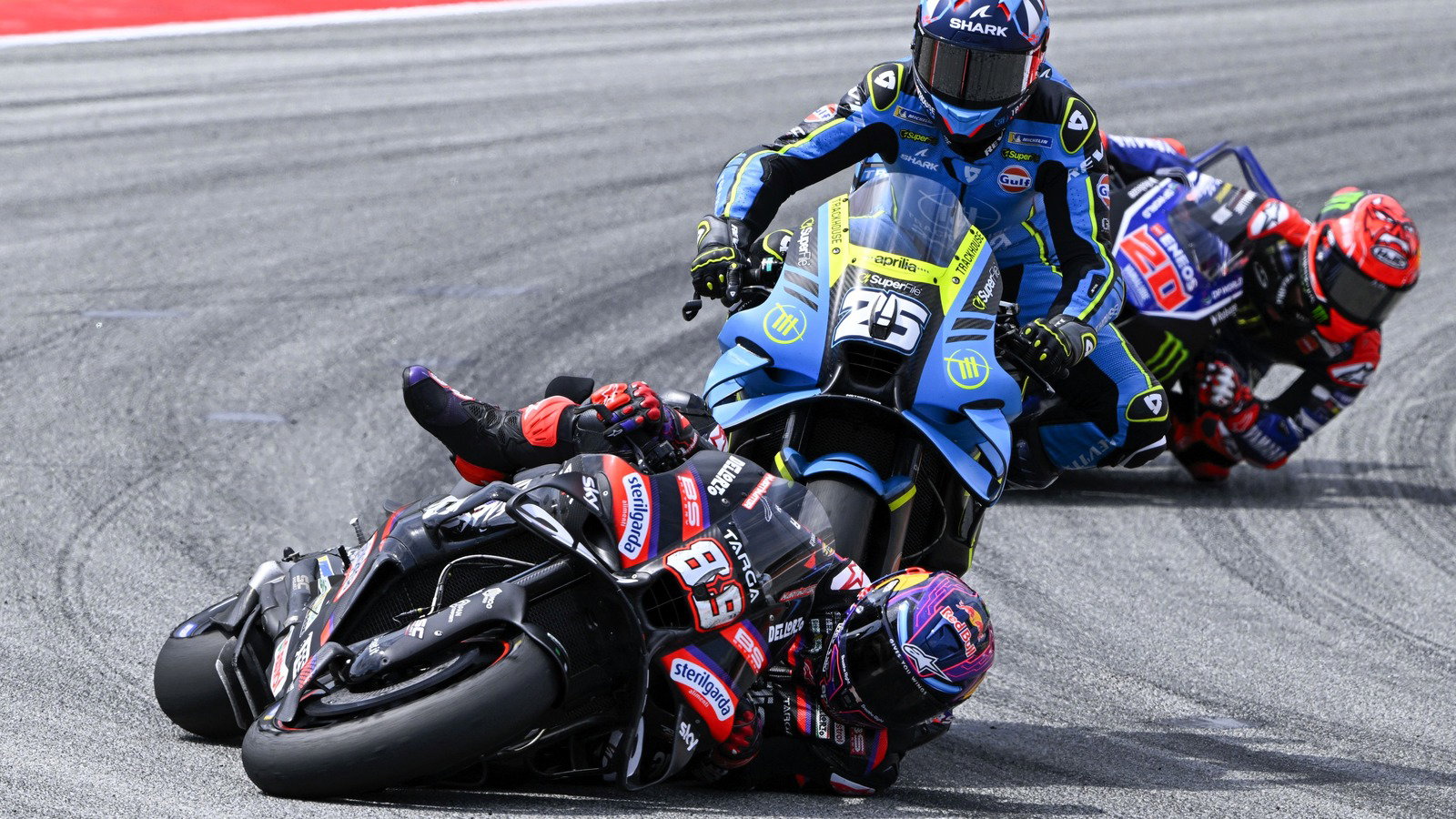 Raul Fernandez, Jorge Martin clash, 2026 Catalan MotoGP.