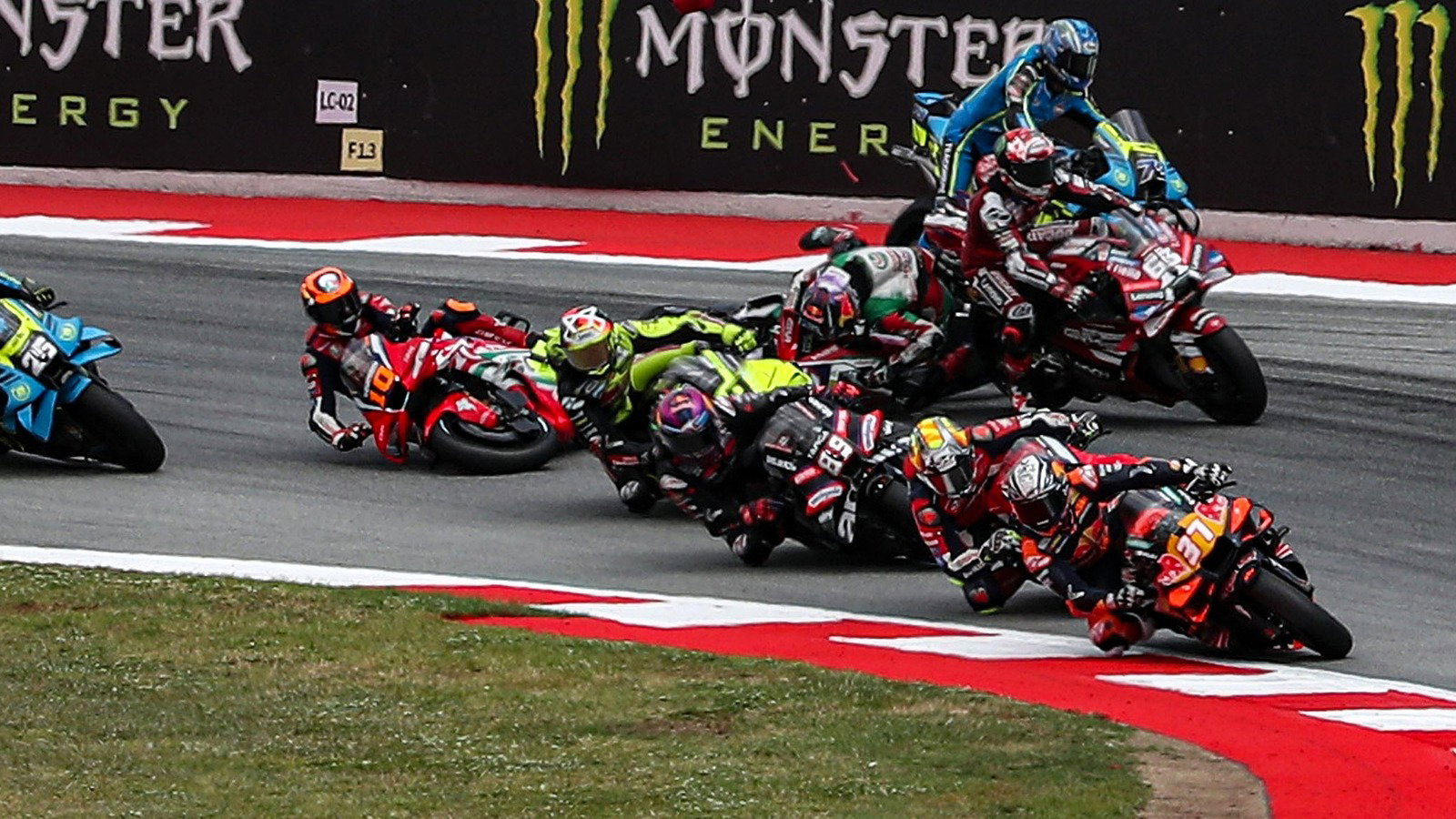 Turn 1 accident, 2026 Catalan MotoGP.