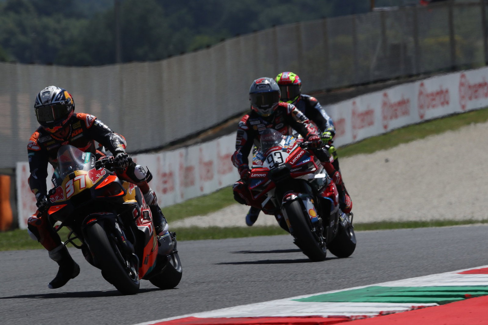Pedro Acosta leads Marc Marquez, 2026 MotoGP Italian Grand Prix. Credit: Gold and Goose.
