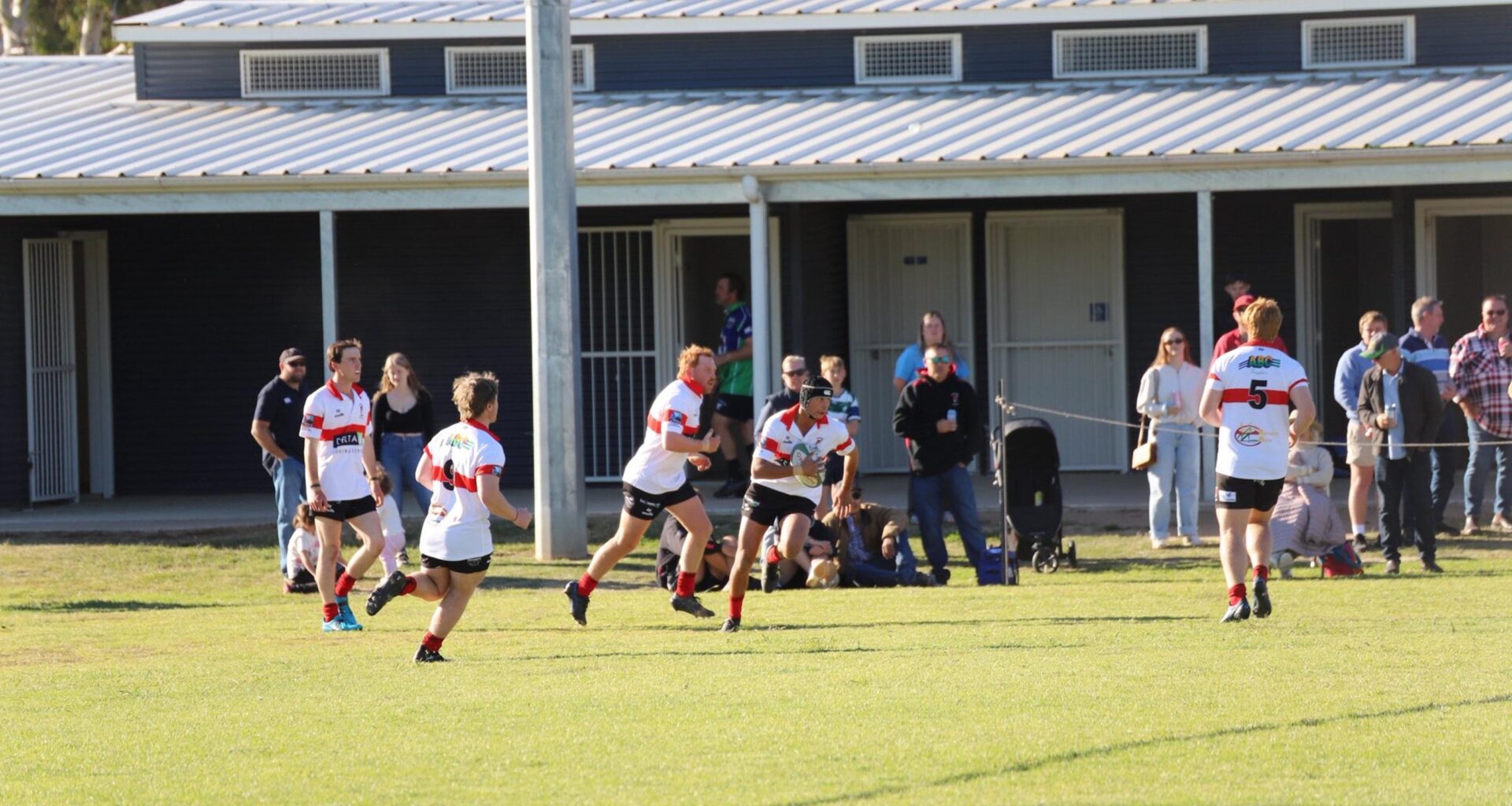 Red Devils ready for top of the ladder clash