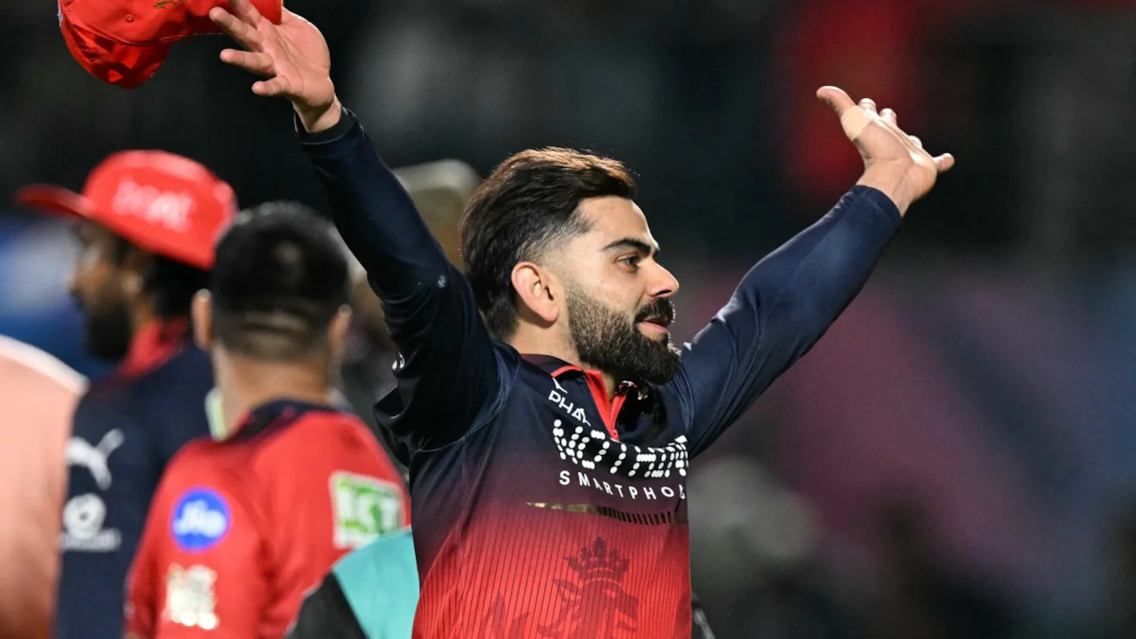 Virat Kohli Teases Gujarat Titans Players During IPL Clash - Video Goes Viral