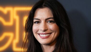 Anne Hathaway was 'legally blind' for a decade due to early-onset cataract