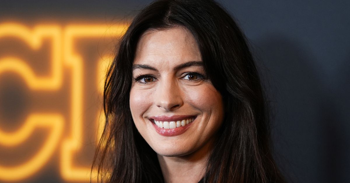Anne Hathaway was 'legally blind' for a decade due to early-onset cataract