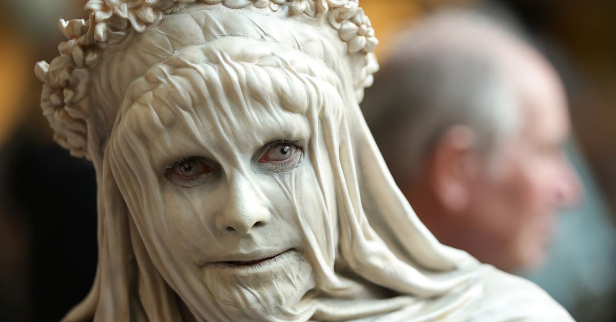 Met Gala 2026 Heidi Klum: Supermodel Heidi Klum transforms into a statue in petrifying Met Gala look