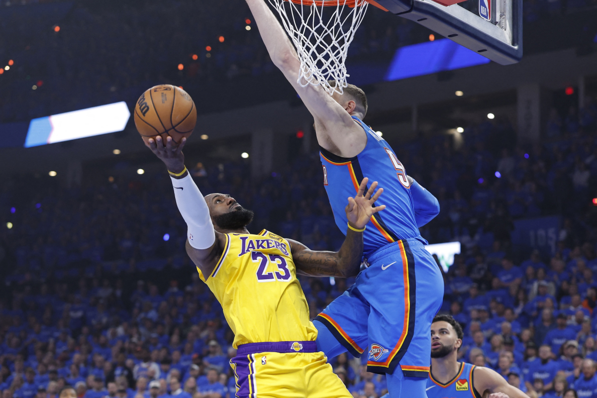 Lakers set brutal NBA record after Game 3 collapse