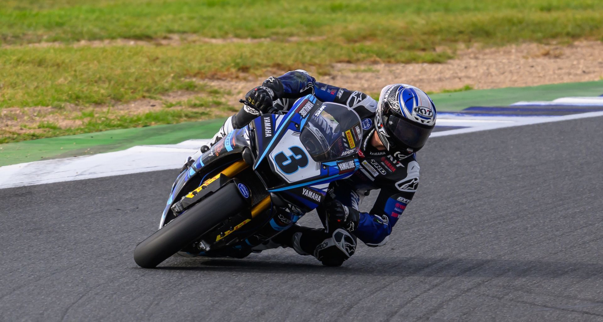 ASBK: Dunker & Waters Share Wins at The Bend - Roadracing World