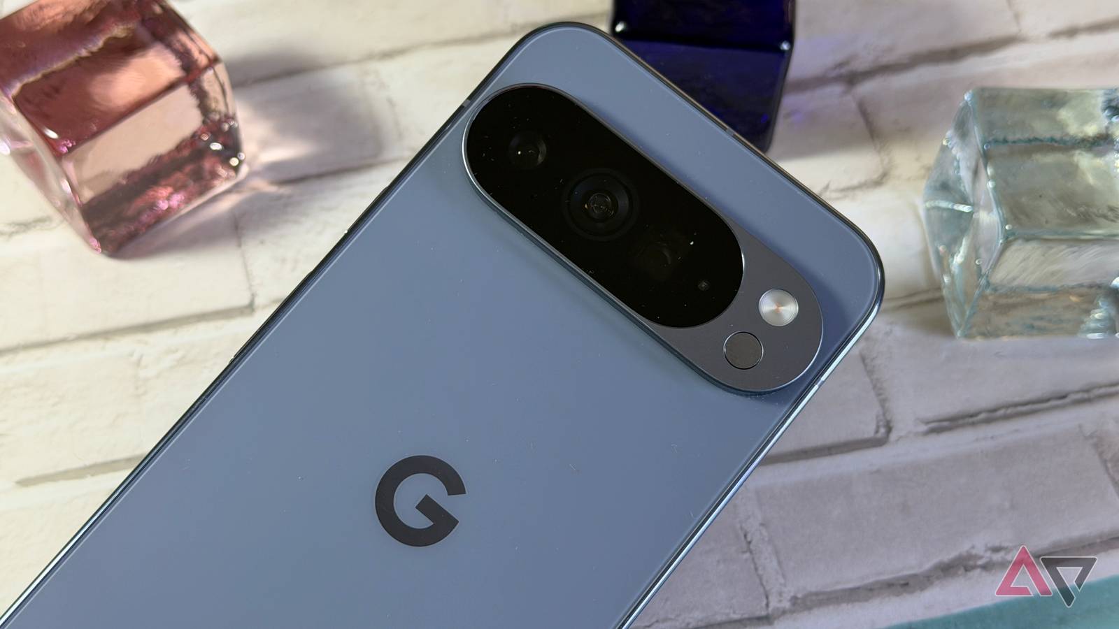 Pixel May update lands, but doesn't fix the battery drain issue