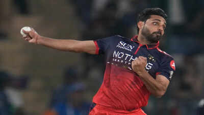 IPL 2026: Bhuvneshwar Kumar scripts history, becomes first pacer to...
