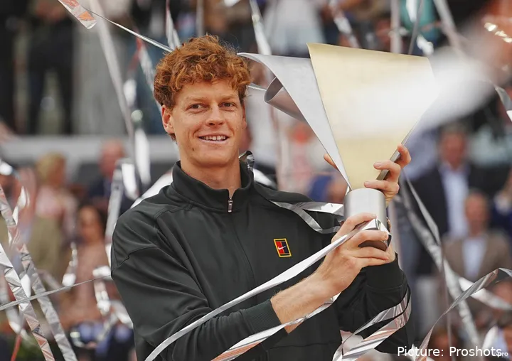 jannik-sinner-madrid-open-trophy-2026