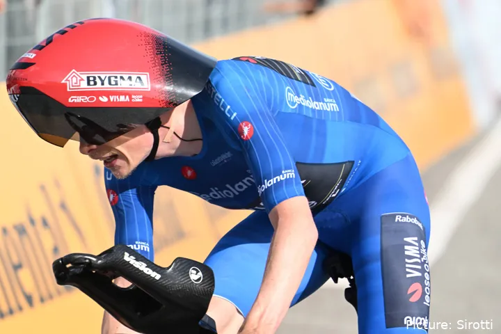 Jonas Vingegaard in action during the stage 10 individual time trial at the 2026 Giro d'Italia