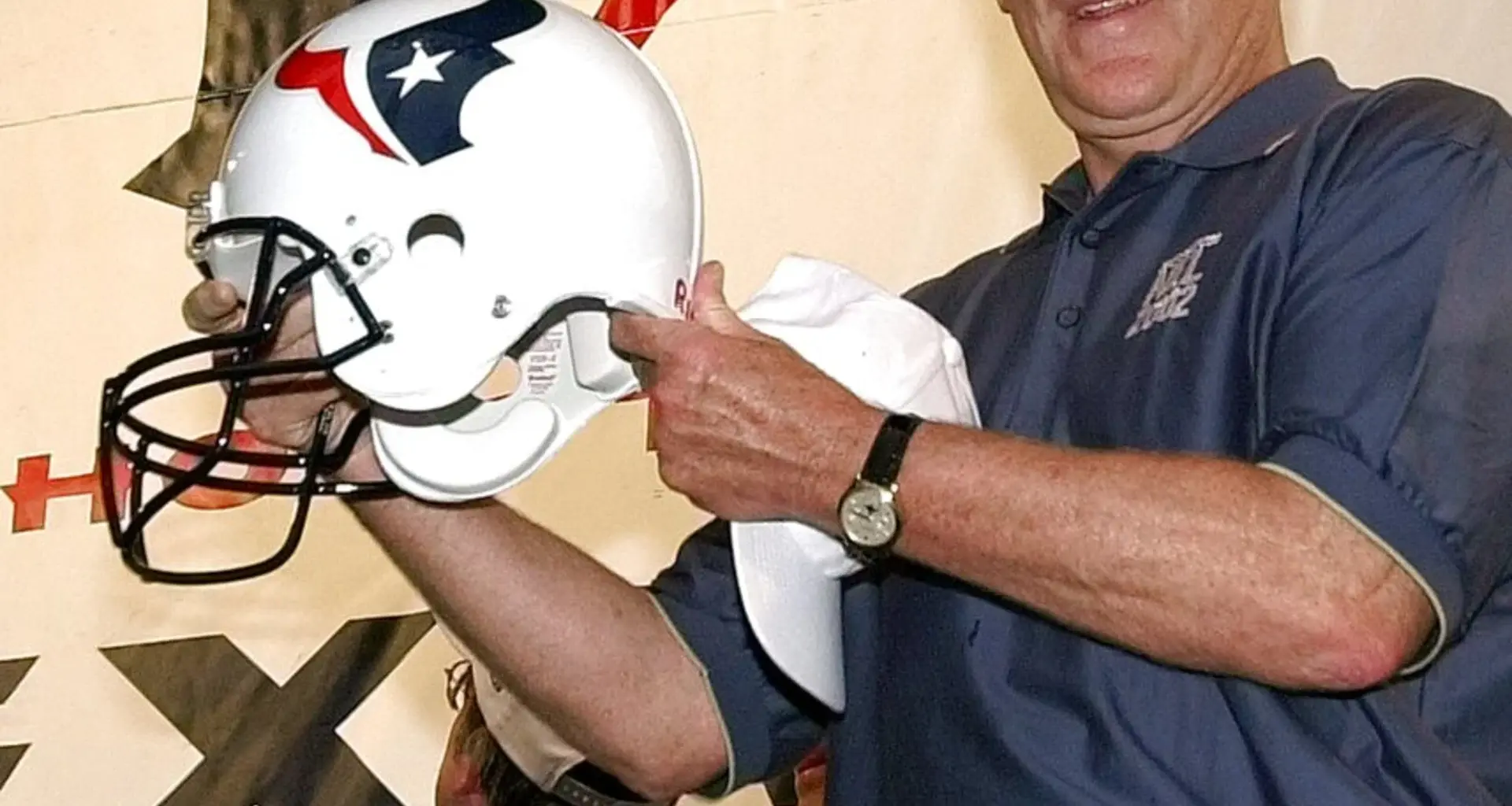 image: Moments in NFL History: USFL expanded football’s calendar