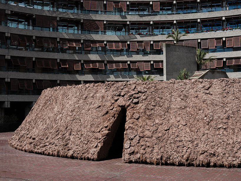 delcy morelos softens barbican's brutalist concrete with earth and spice installation - 3