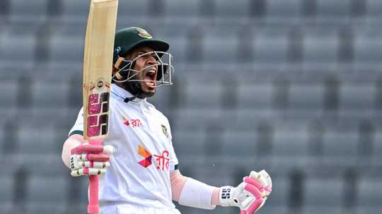 mushfiqur-rahim-stroked-137
