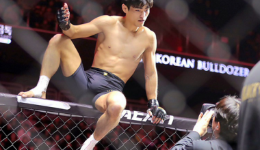 "Red Falcon" Ji Hyuk-min responds to the shooting after passing the Black Kombat featherweight class at the Grand Ballroom of the Koryo Hotel in Bucheon, Gyeonggi-do, in May 2026. Bucheon Gymnasium MMA Competition Co-Main Event, that is, the second most important event. Photo = Lee Kyo-duk, a martial arts reporter
