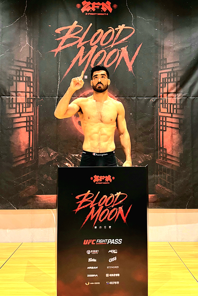 Black Combat welterweight champion Choi Joon-seo and UFC four-game Josh Quinlan face each other after the Z-Fight Night 04 relay on May 8, 2026. They will have a match at the Seoul Olympic Handball Stadium on the 9th. Korean Zombie CEO Jung Chan-sung's ZFN will be broadcast live globally excluding Latin America through UFC Fight Pass. Photo = MCPECC