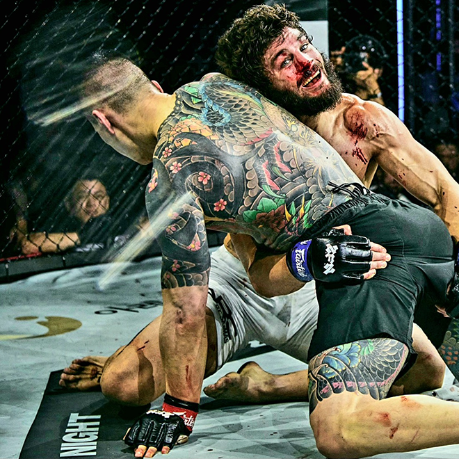 Alex Aaron College, a 10-game big league player, is unable to surpass Hwang In-soo of the Contender Series at the Z-Fight Night 04 main event at the Seoul Olympic Handball Stadium in May 2026. Korean Zombie CEO Jung Chan-sung's ZFN will be broadcast live globally excluding Latin America through UFC Fight Pass. Photo = MCPECC
