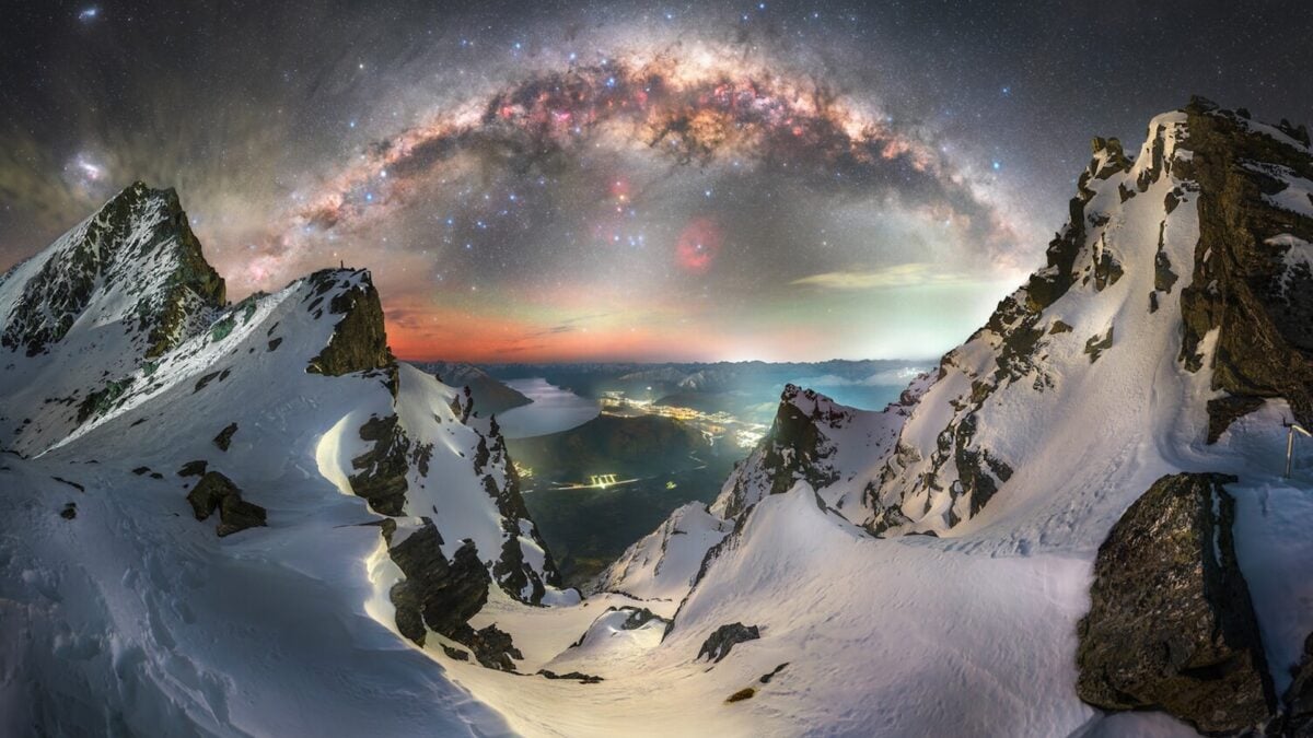 Our Galaxy Looks Absolutely Stunning in These Award-Winning Dark Sky Photos
