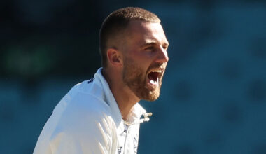 Aussie quick back in the wickets for county champions