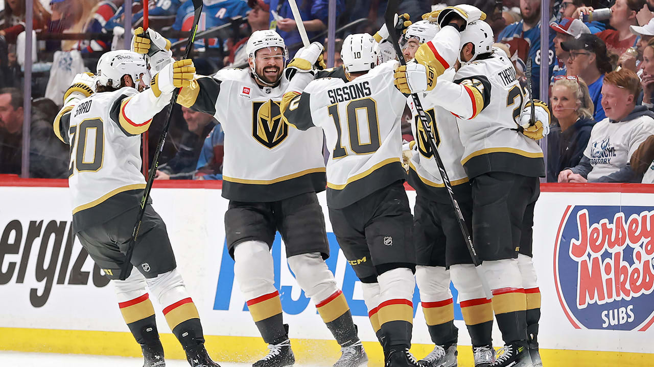 Coghlan breaks the ice with first playoff goal
