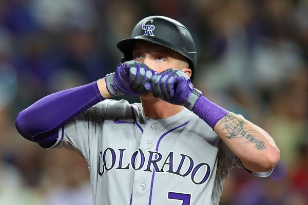 Rockies 1B TJ Rumfield exits loss with right hand contusion