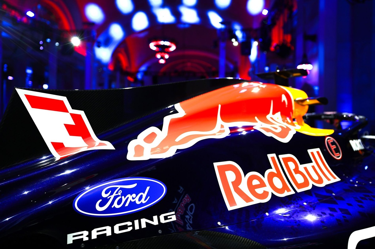 Why Ford 'loves the V8 idea' in F1 amid changing road car strategy
