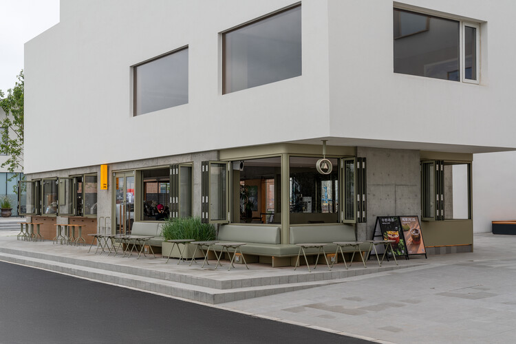 SAANCI Coffee (Aranya North Bay Store) / NUC Studio - Interior Photography, Concrete