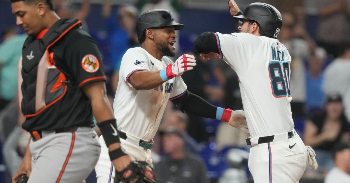 Miami Marlins beat the Baltimore Orioles 4-3 to avoid series sweep