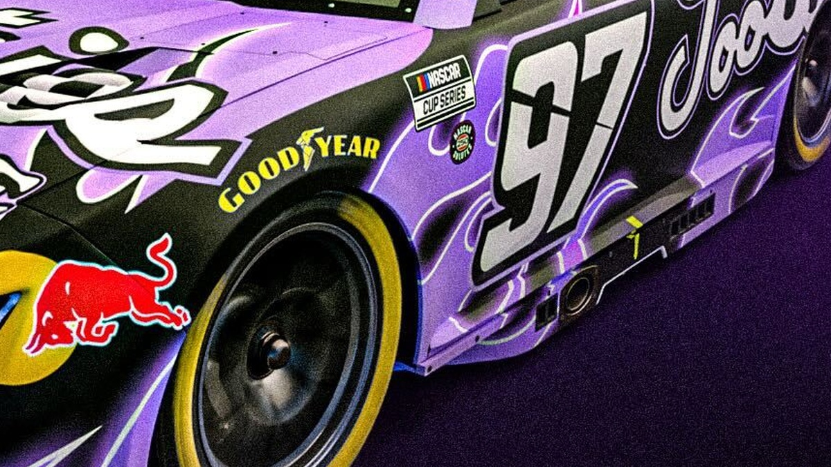 Purple flames for SVG in Nashville