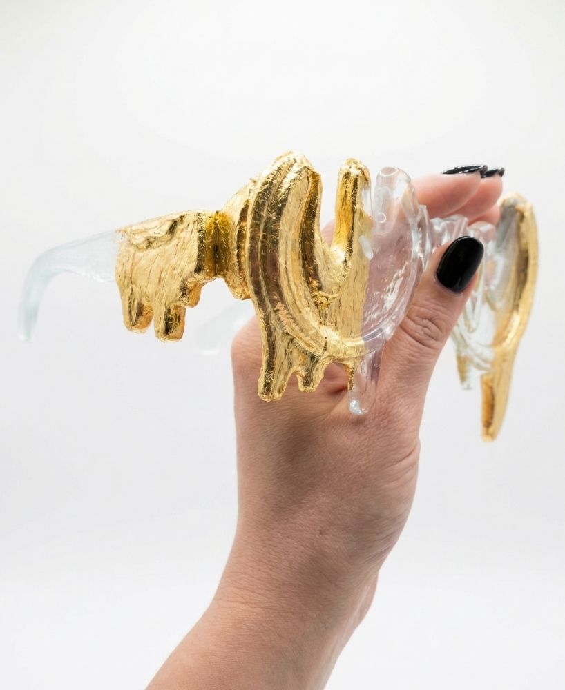 melting eyewear in glass and gold blurs sculpture, design, and optics in venice biennale - 3